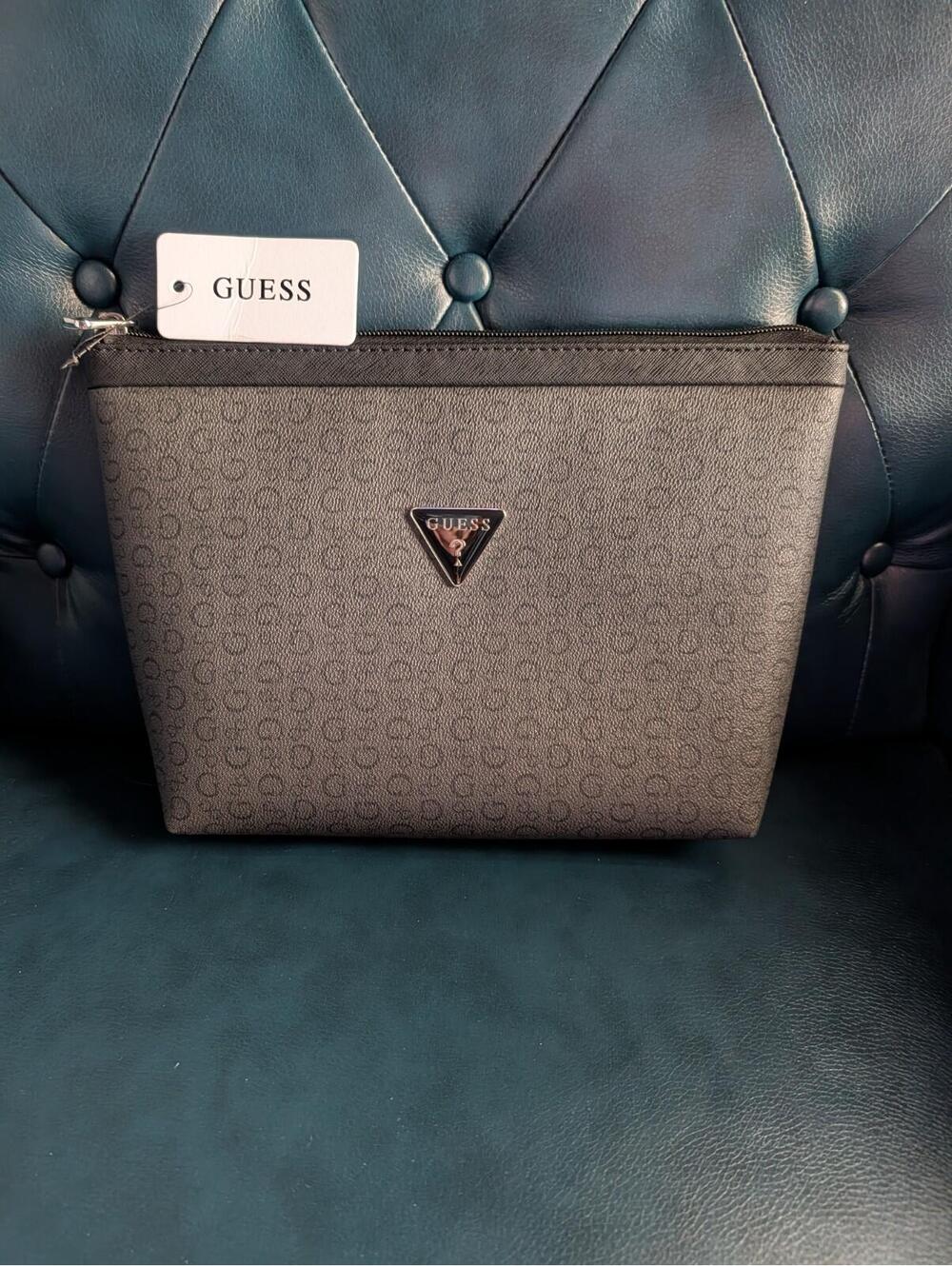 Guess Junction Travel Bag Coal Cosmetic Makeup